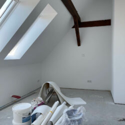 Dachgeschoßausbau zu 2 Eigentumswohnungen im Umfeld von Mittenwalde