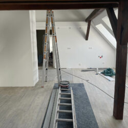 Dachgeschoßausbau zu 2 Eigentumswohnungen im Umfeld von Mittenwalde